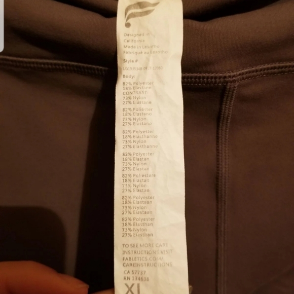 Fabletics workout pants - Picture 9 of 9